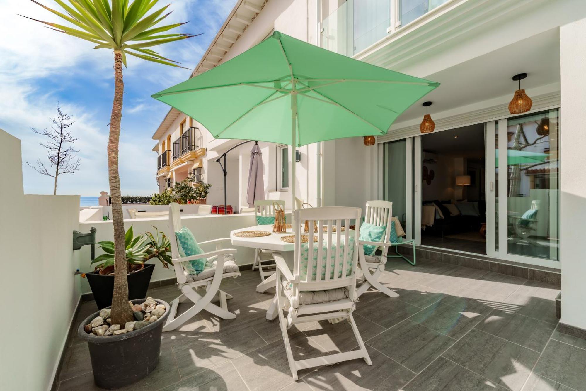 לה קאלה דה מיחאס La Familia Beach House La Cala מראה חיצוני תמונה